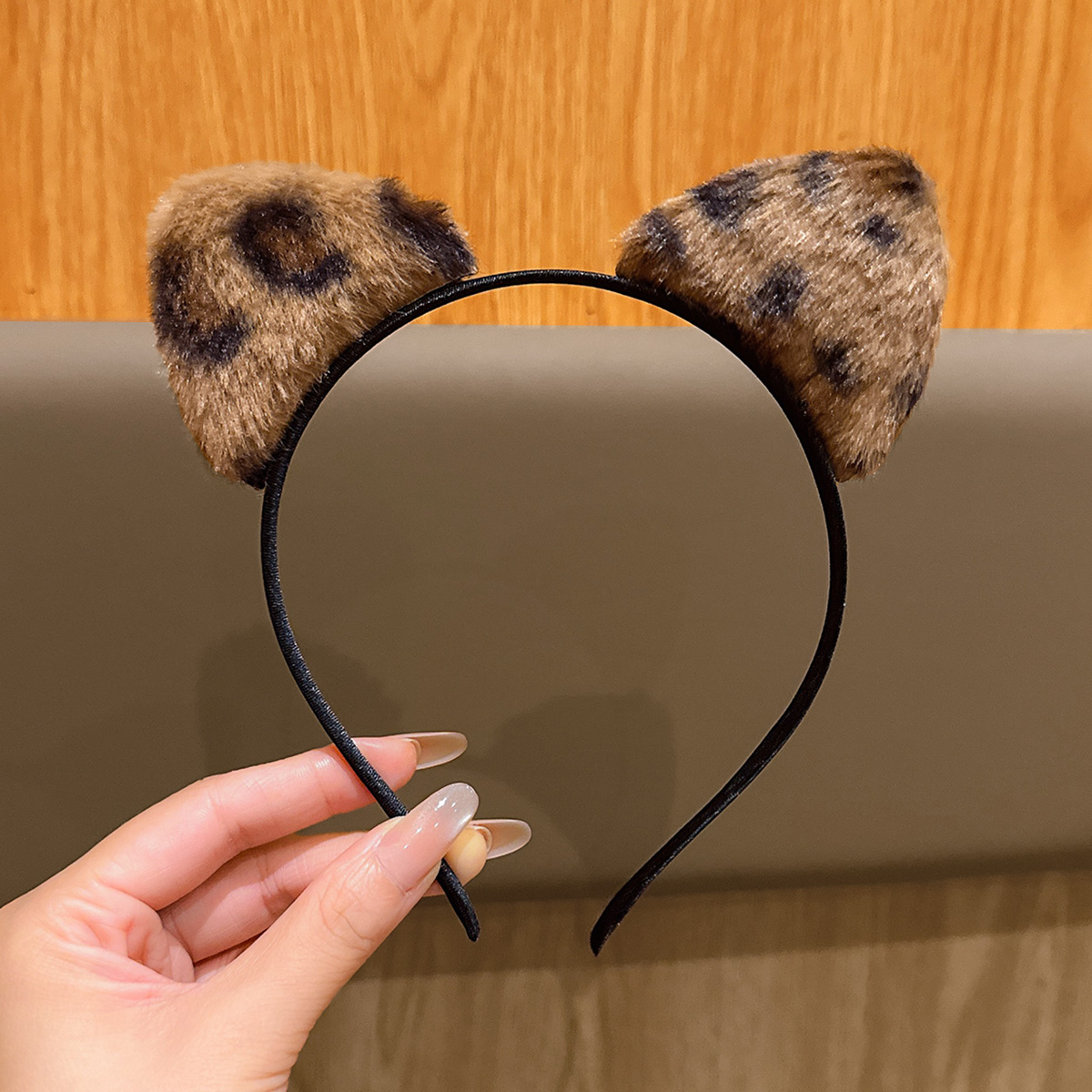 Reindeer Antlers Headband - ที่คาดผมขนปุยลายเสือดาวน่ารักอเนกประสงค์ เหมาะสำหรับเป็นเครื่องประดับผมในชีวิตประจำวัน