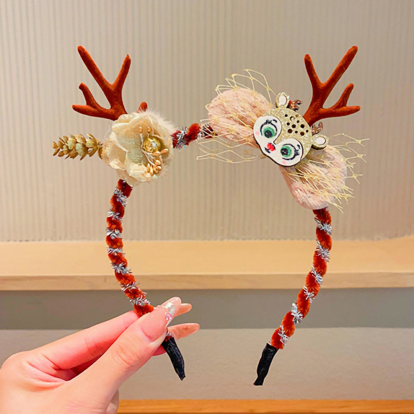 ที่คาดผมคริสต์มาสแบบนุ่มน่ารัก - Reindeer Antlers Headband บทวิจารณ์และราคา
